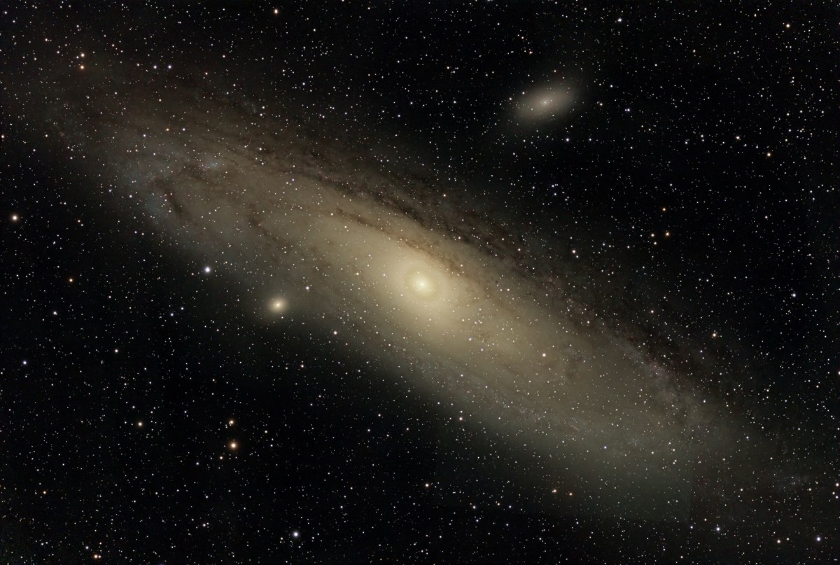 M 31